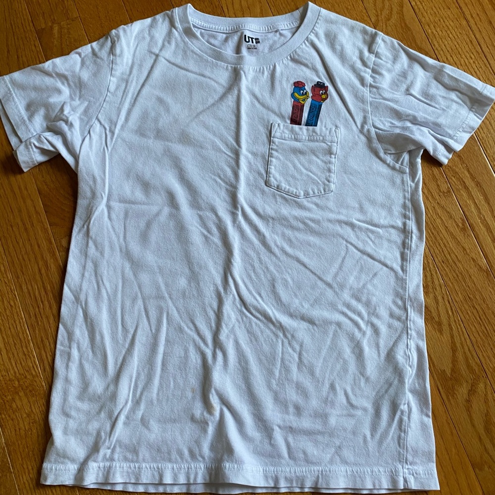 White tshirt